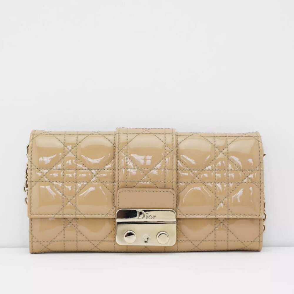 DIOR Cannage Promenade Wallet on Chain, Nude/Tan Patten Leather